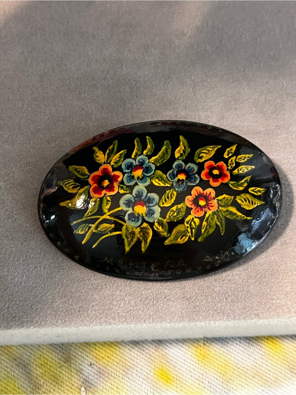 Vintage Signed Fedoskino Mstera Style Russian Lacquer Flower Brooch